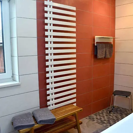 Landhof Boehm アパート *